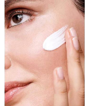 Oriflame Daily cream against Optimals Even Out pigmentation - Buy Online on GoSupps.com