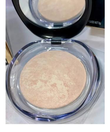 Chanel Beauty Baked powder Chanel Les Beiges No. 104 - Buy Online on GoSupps.com