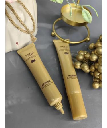 cosmetics Cream around the eyes with mucin snail - Buy Online on GoSupps.com