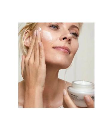 Glamour Avon Facial cream "Sensitiv+Restoration of Collagen" - Buy Online on GoSupps.com