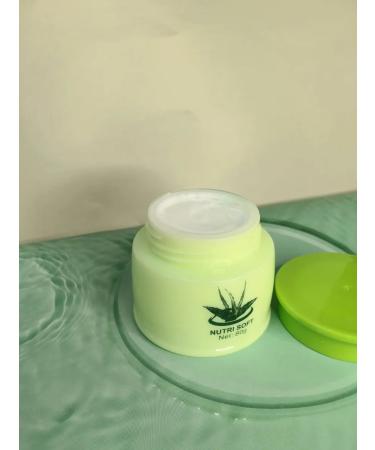 Facial cosmetics Moisturizing and refreshing face cream - Buy Online on GoSupps.com
