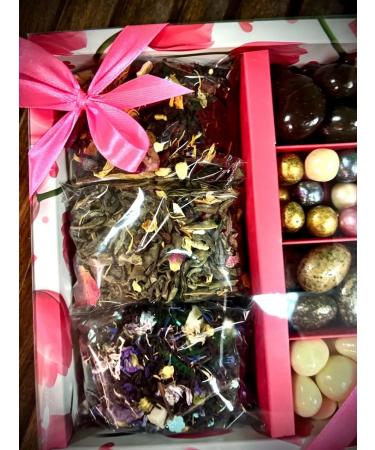 Tea and coffee territory Gift set of tea and sweets - Buy Online on GoSupps.com