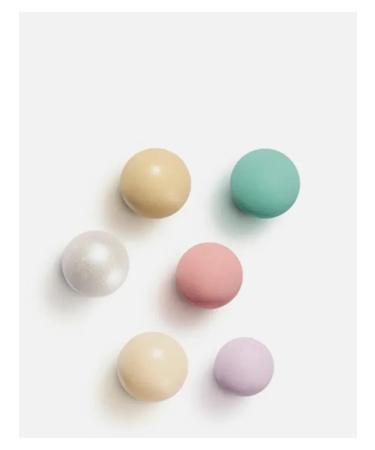 Highlighter Facial Powder Balls with mother of pearl - Buy Online on GoSupps.com