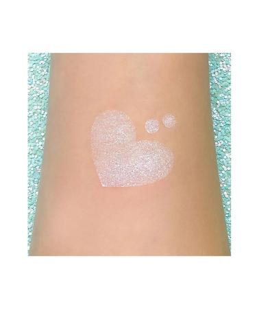 SODA Chan Highlighter in the spotlight - Buy Online on GoSupps.com