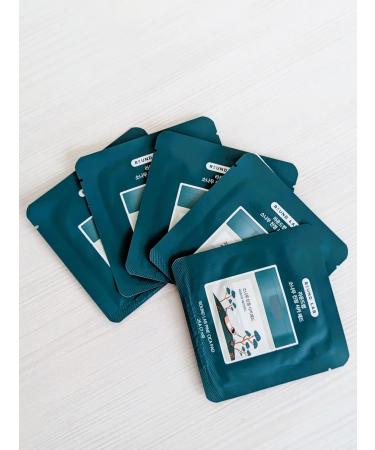 round lab PINE PINE PINE Calming Cica Pad - Buy Online on GoSupps.com