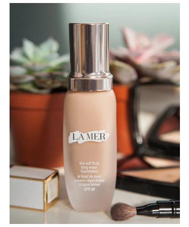 Luxury cosmetics Fluid foundation with SPF20 tone 01 - Buy Online on GoSupps.com