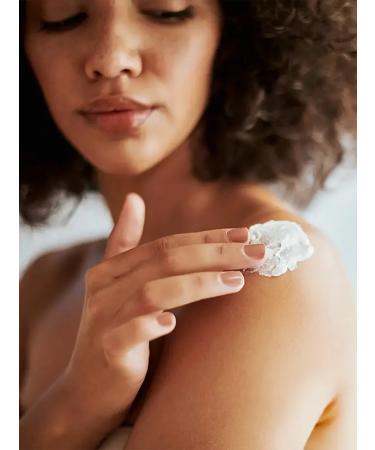 AVON Moisturizer with antioxidants and cherries 400 ml - Buy Online on GoSupps.com