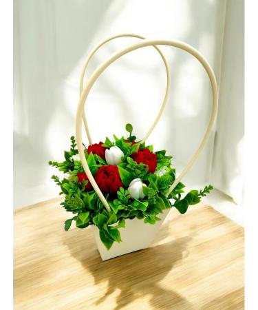 World of Soap "Bouquet of red -white tulips in a purse" from soap - 1 pcs - Buy Online on GoSupps.com