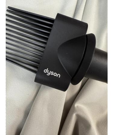 Dyson Feng for a professional hair with 5 nozzles and ionization - Buy Online on GoSupps.com
