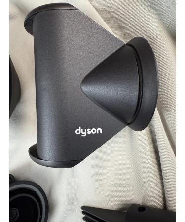 Dyson Feng for a professional hair with 5 nozzles and ionization - Buy Online on GoSupps.com