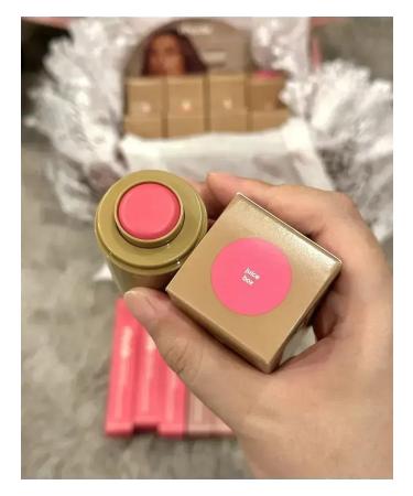 Rhode Facial blush in the shade of Juice Box - Buy Online on GoSupps.com