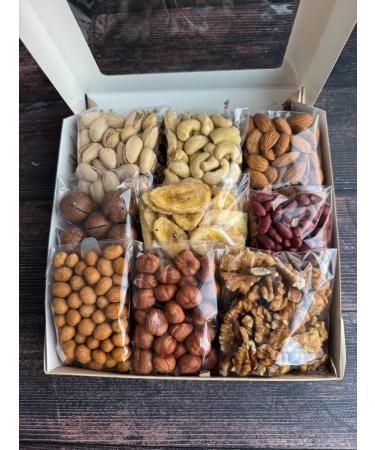 Set of nuts and dried fruits Gift - Buy Online on GoSupps.com