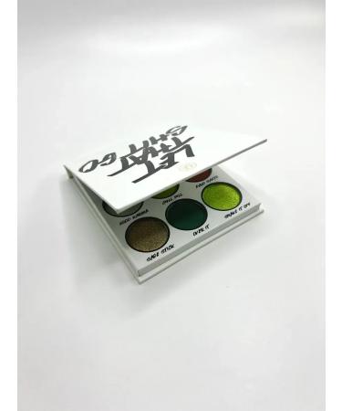 Everbloom Palette with a mirror in a handbag shiny shadows for eye makeup - Buy Online on GoSupps.com