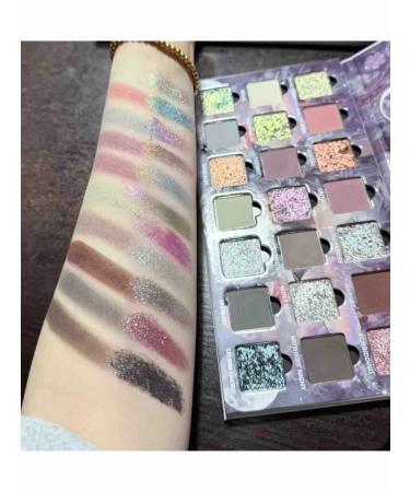 Herorange Feature shadows palette shiny matte