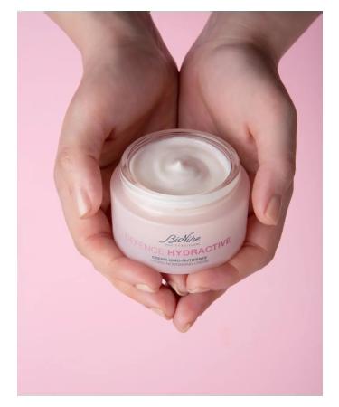 BioNike Moisturizing face cream 48 hours with hyaluronic acid - Buy Online on GoSupps.com