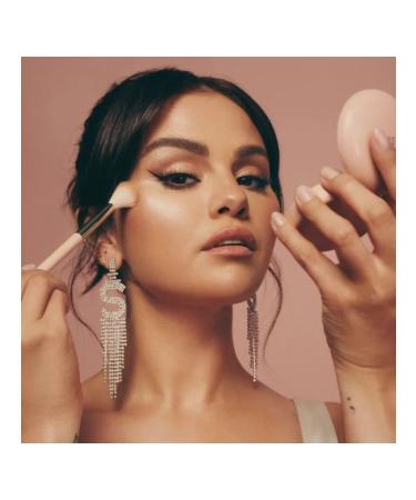 Rare Beauty Highlighter Rare Beautu Positive Light Silky Ton Flaunt - Buy Online on GoSupps.com