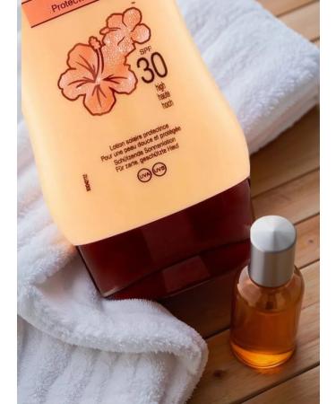 Hawaiian Tropic Cream Sunwallowiian Luminosity SPF 30 - Buy Online on GoSupps.com