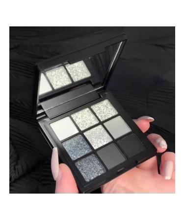 Feature shadows shiny palette - Buy Online on GoSupps.com