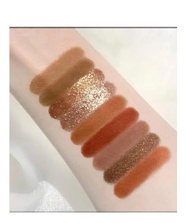Palette of eye shadow - Buy Online on GoSupps.com