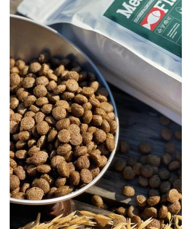 Dog feed 12 kg Fish 24% MEATLINE MEDIUM Adult 22 - Buy Online on GoSupps.com