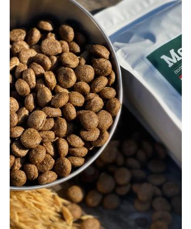 Dog feed 12 kg Fish 24% Meatline Maxi Adult 22% - Buy Online on GoSupps.com