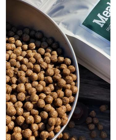 Feed for dogs dry 12 kg Fish 24% Meatline mini adult 22% - Buy Online on GoSupps.com