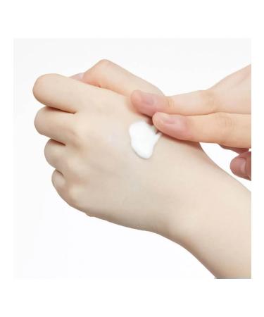 VT Cosmetics Sunscreen Essence PDRN Moist Tone Up Sun Essence RX - Buy Online on GoSupps.com