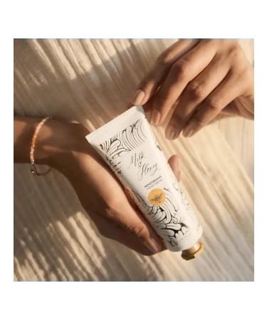 Oriflame Moisturizing hand cream milk and honey Milk & Honey Gold - Buy Online on GoSupps.com