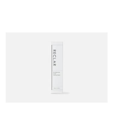 Cleaning face for the face of Re-Balancing Facial Peeling Water