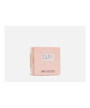 Pure Beauty Mineral Banana Powder's crumbly face powder