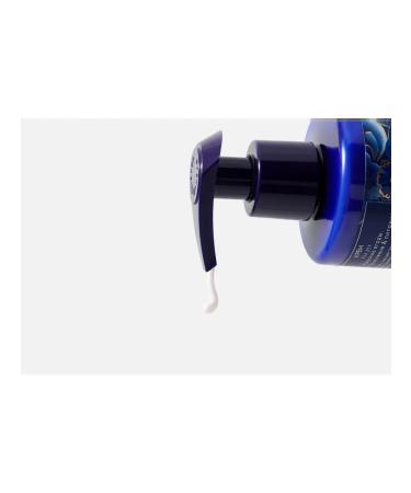 Hand cream royal berries - Buy Online on GoSupps.com