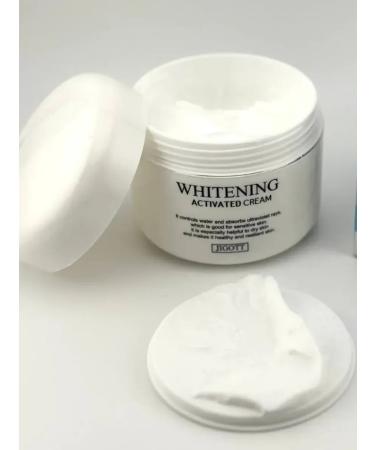 cream for the face moisturizing from pigmentation - Buy Online on GoSupps.com