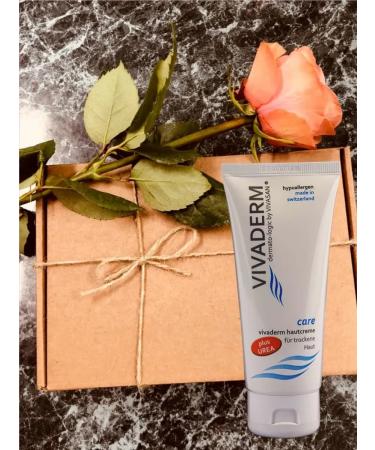 Moisturizer with urea in gift packaging 100 ml - Buy Online on GoSupps.com