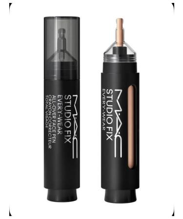 Conceler and foundation 2 in 1 Mac NC20