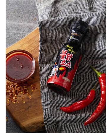 Buldak Samyang sauce with the taste of acute chicken 200 g - Buy Online on GoSupps.com