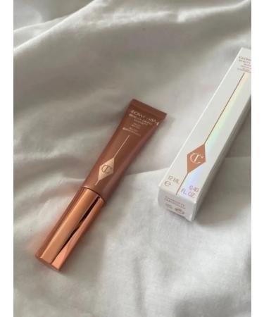 Highlighter Charlotte Tilbury Glowgasm Beauty Light Wand tone p ... - Buy Online on GoSupps.com