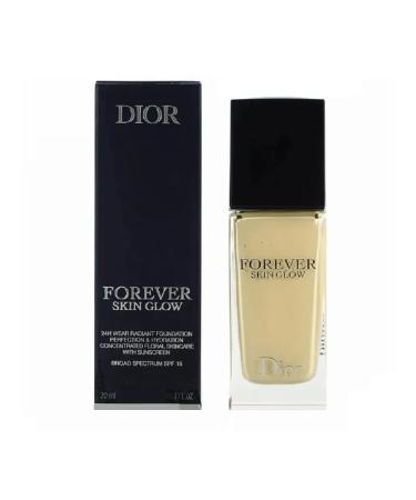 Dior 1n tonal cream Forever Skin Glow with a shining finish