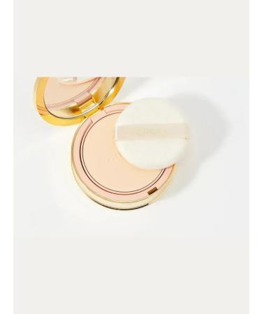 Cosmetics for everyone Mating compact powder Gucci No. 01