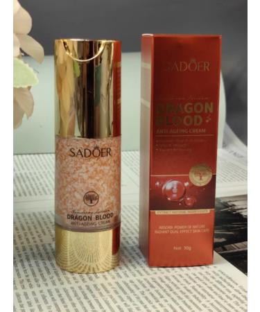 cream Moisturizing with dragon wood extract