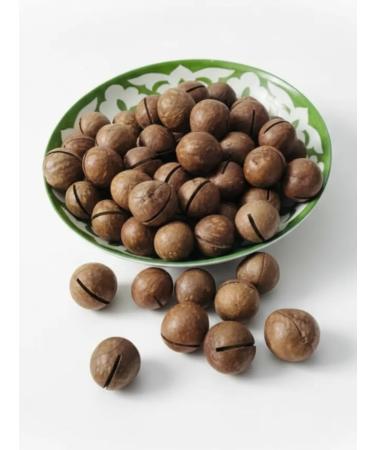 Macadamia walnut 1 kg in a shell with a key - Buy Online on GoSupps.com