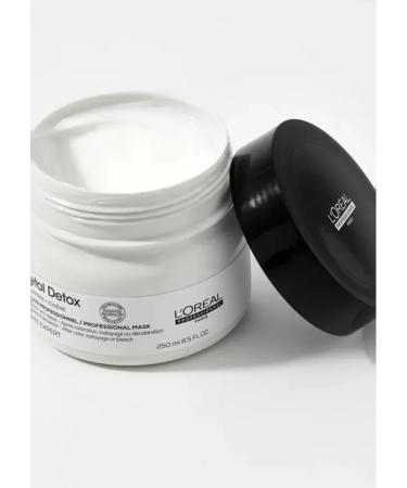 L'Oreal Professionnel Metal Detox Hair Restorative 250ml - Buy Online on GoSupps.com