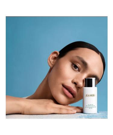 La Mer The Protecting Fluid SPF 50 UV Moisturizing Sunscreen Fluid for Face - Buy Online on GoSupps.com
