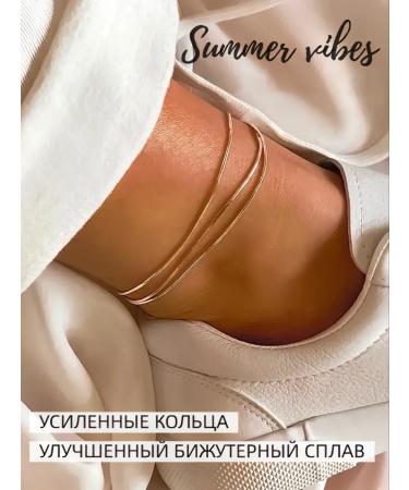 Safi Co Bracelet on the leg of jewelry