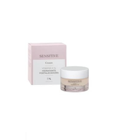 Deliplus Moisturizing face for sensitive skin - Buy Online on GoSupps.com