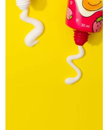 EGG PLANET Hands with strawberries 30 ml - Buy Online on GoSupps.com