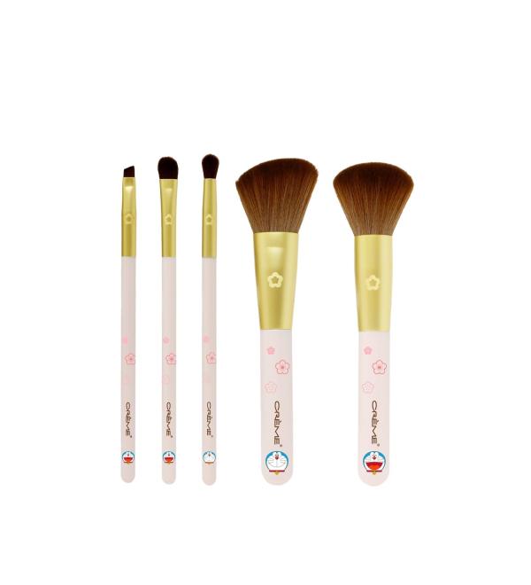 The Cr me Shop x Doraemon Fluffy Fortune Brush Collection - Silky-Soft Brushes for Versatile & Precise Makeup Application | Achieve Flawless Looks with (Set of 5) Doraemon Brush Set