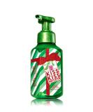 Buy Bath & Body Works Gentle Foaming Hand Soap - Kiss Kiss Mistletoe | International Shipping Available - Buy Online on GoSupps.com