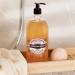 Le Comptoir du Bain Shower Oil - Escale en Orient Fragrance 1L | International Shipping Available - Buy Online on GoSupps.com