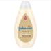 Johnson's Baby Skin Nourish Vanilla Oat Wash 16.9 fl oz (500 ml)