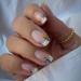 French Tip Press on Nails Short Square Fake Nails Short Simple Flower Almond False Nails with Small Floral Design Daisy Nail Tips for Women&Girls  24PCS